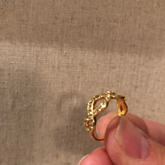 Stella and Dot ring size 5 - Picture 3 of 4